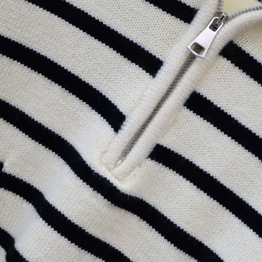 【tops】クルーネックボーダー柄ニットセーター　M17997