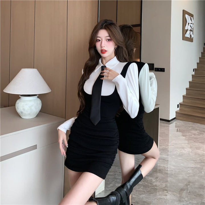【dress】大人らしい 切り替えデートワンピース着瘦せ　M17139