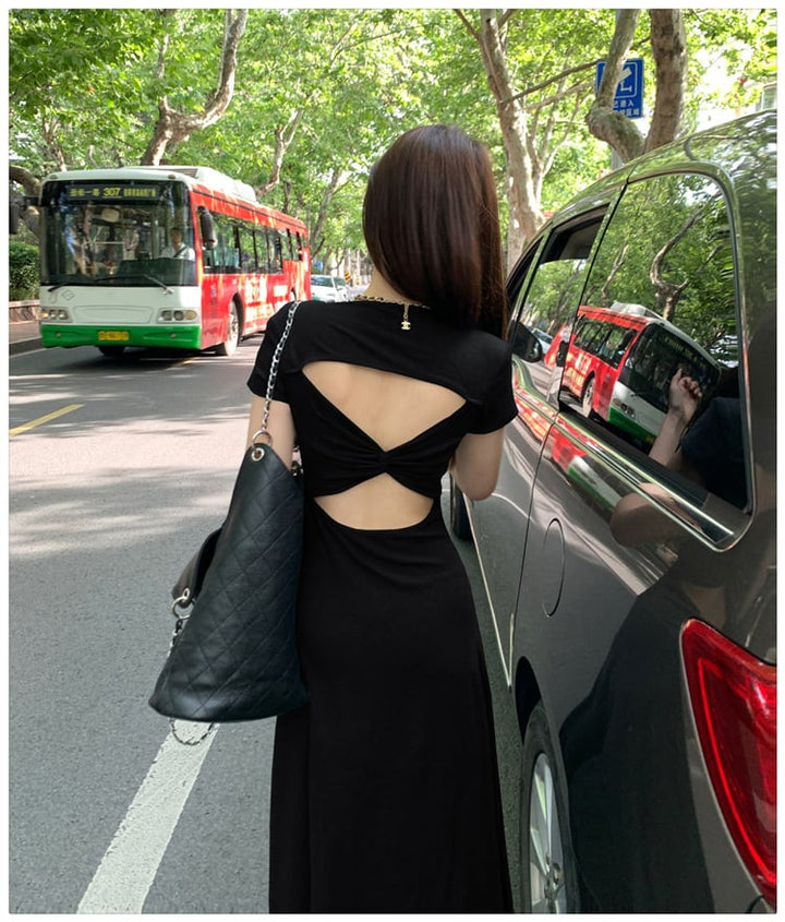 【dress】バックレスワンピース　M24579