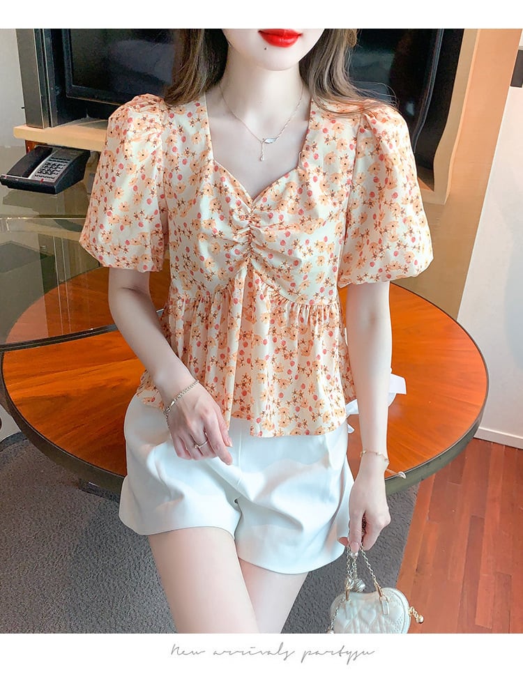 【tops】人気アイテム ! スウィート一目惚れ花柄トップス　M17163