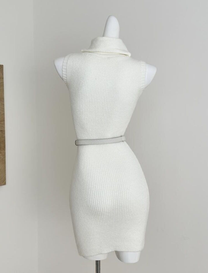 【dress】ベルト付きハイネックノースリーブニットワンピース Q7640