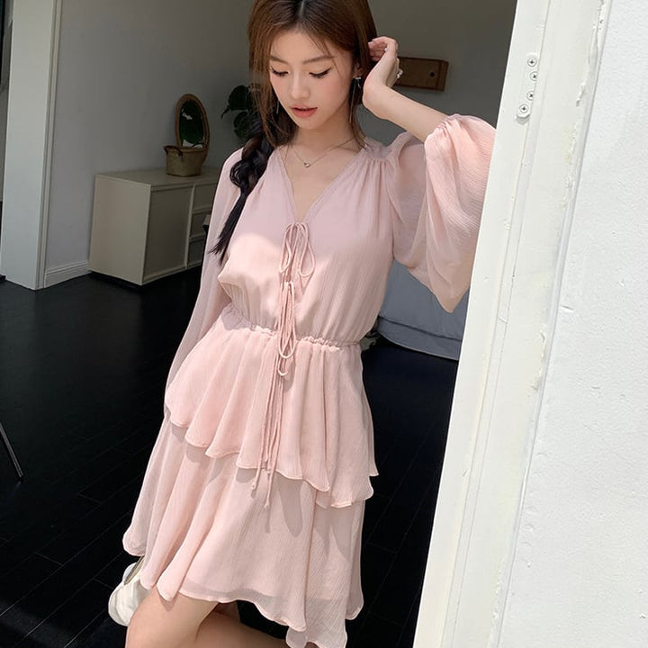 【dress】柔らかくて優しい印象Vネックデートワンピース　M17013