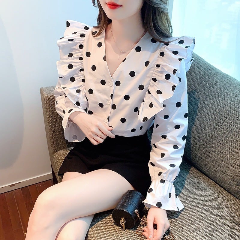 【tops】今季マストバイVネックドット柄シャツトップス　M17151