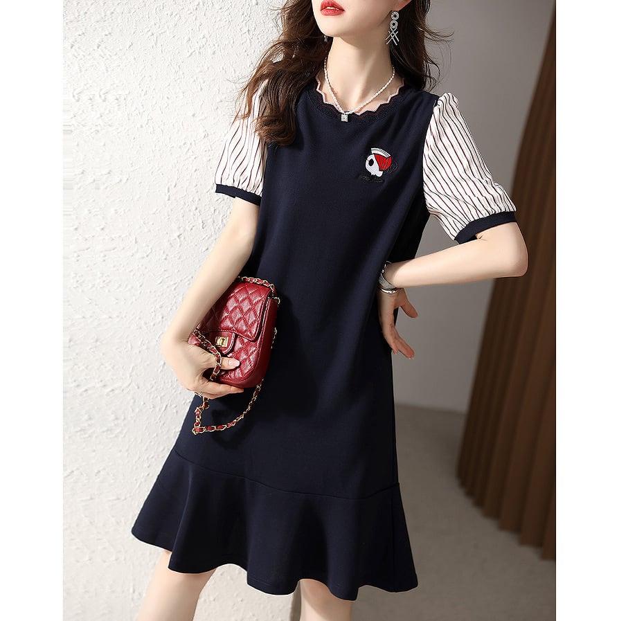【dress】人気を独占中 エレガント切り替えデートワンピース　M16836