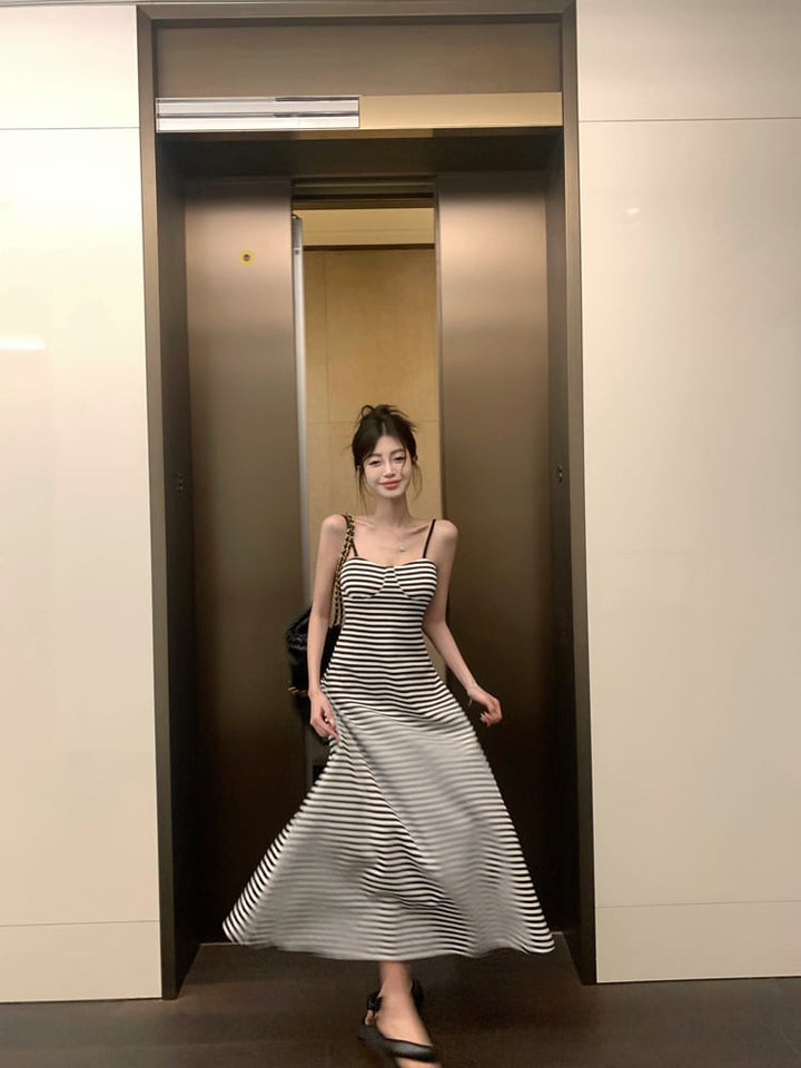 【dress】バックレスキャミワンピース　M24122