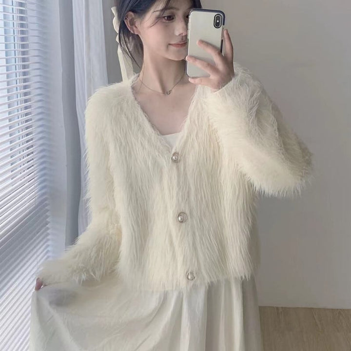 【outer】Vネックフェザーカーディガン　M17681