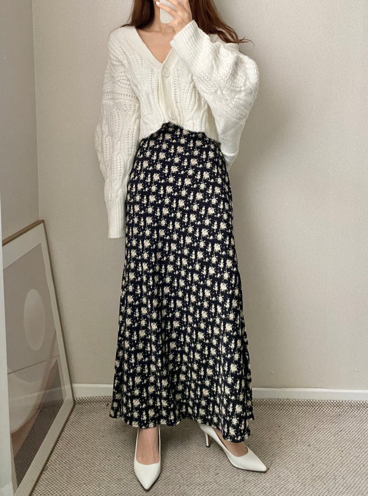 【outer】Vネックニットカーデ　M26658