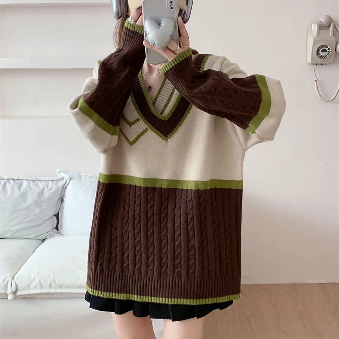 【tops】Vネックニットセーター　M26616