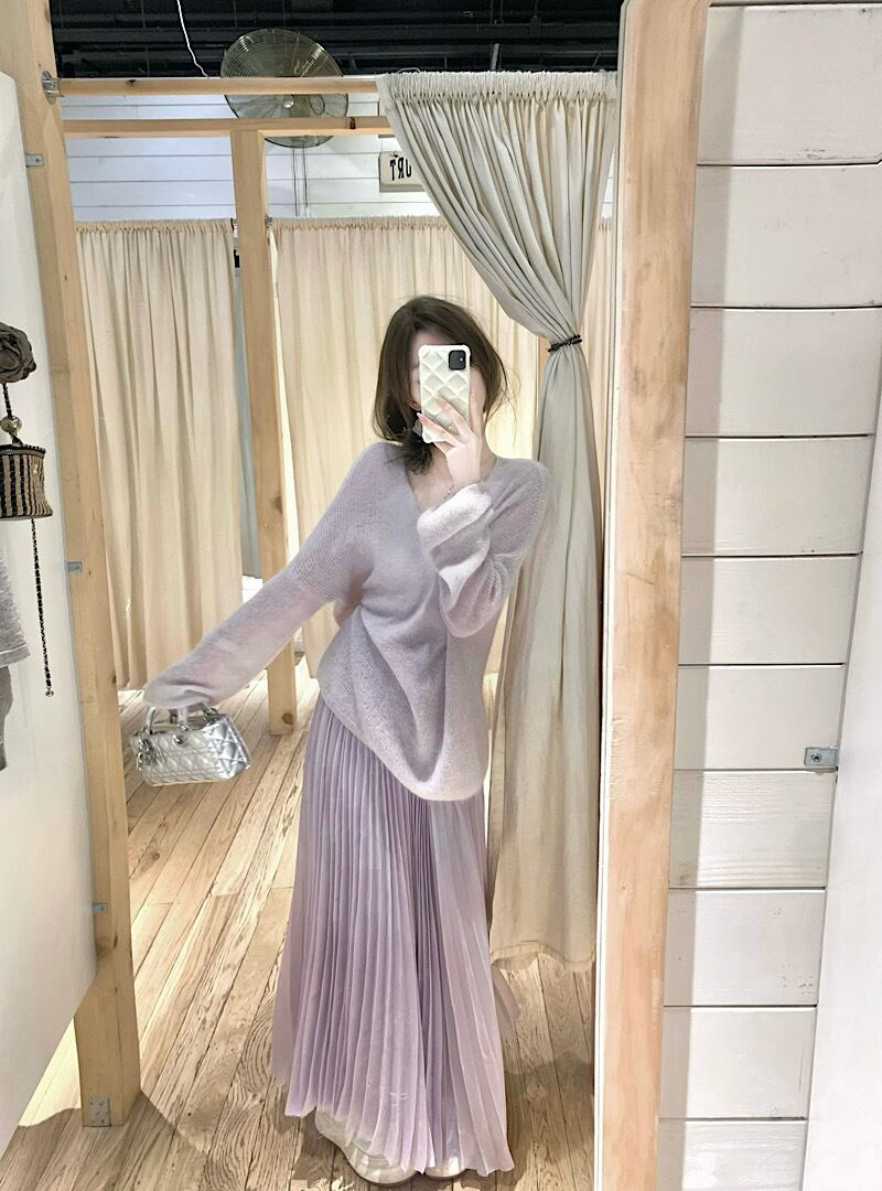 【set】Vネックニットセーター×スカートセット　M27987