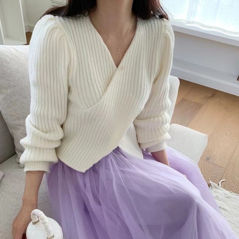 【tops】Vネックニットセーター　M18156