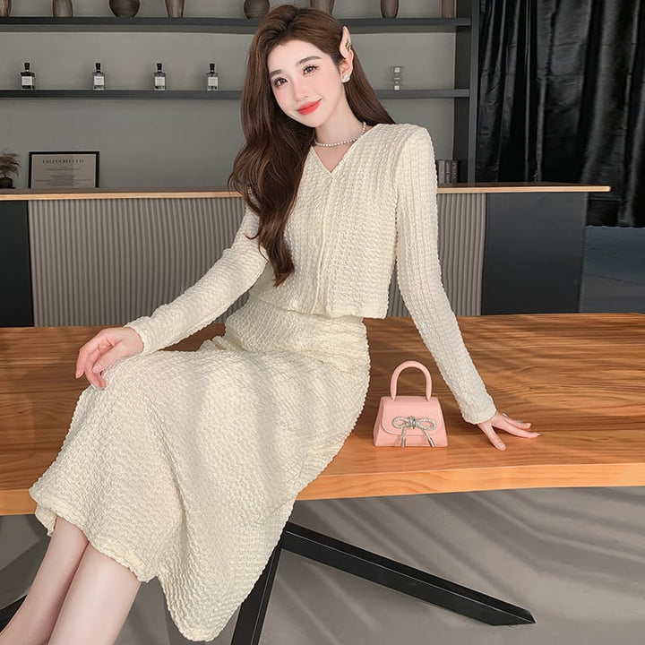 【set】美人度アップVネックトップス+スカート2点セット　M17581