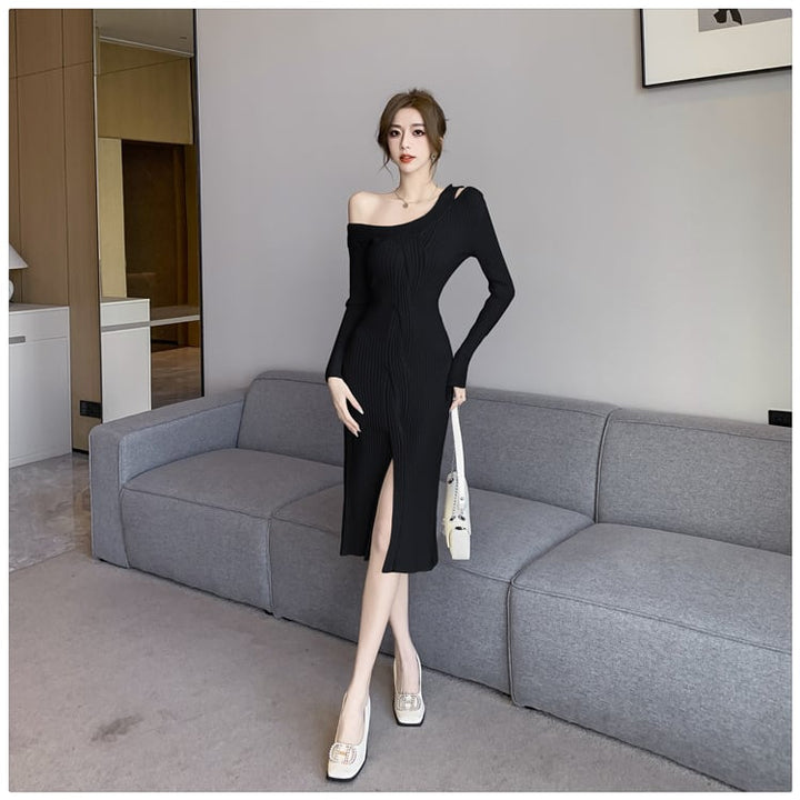 【dress】オフショルダースリットワンピース　M18403