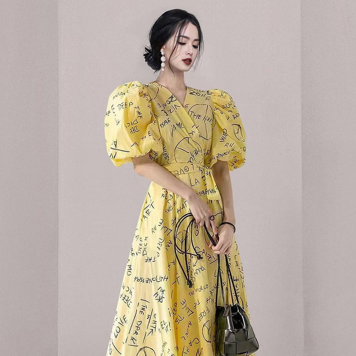 【dress】高級感 エレガントオシャレVネックデートワンピース　M17132