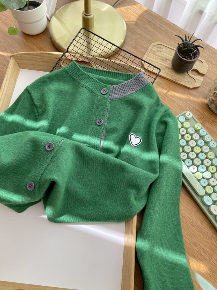【outer】刺繍ニットカーデ　M18107